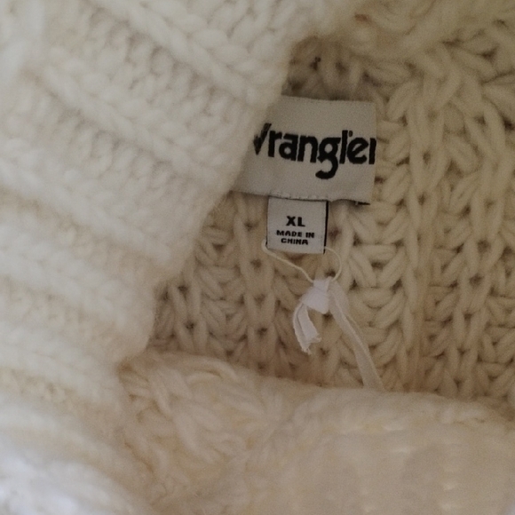 Wrangler Cream and Yellow Knit Turtleneck Sweater - Picture 2 of 4